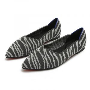 Gray Stripe Wave Knit Pointed-toe Flat