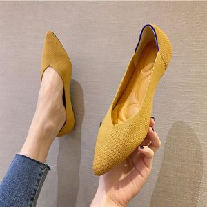 Knit Pointed Toe Flats